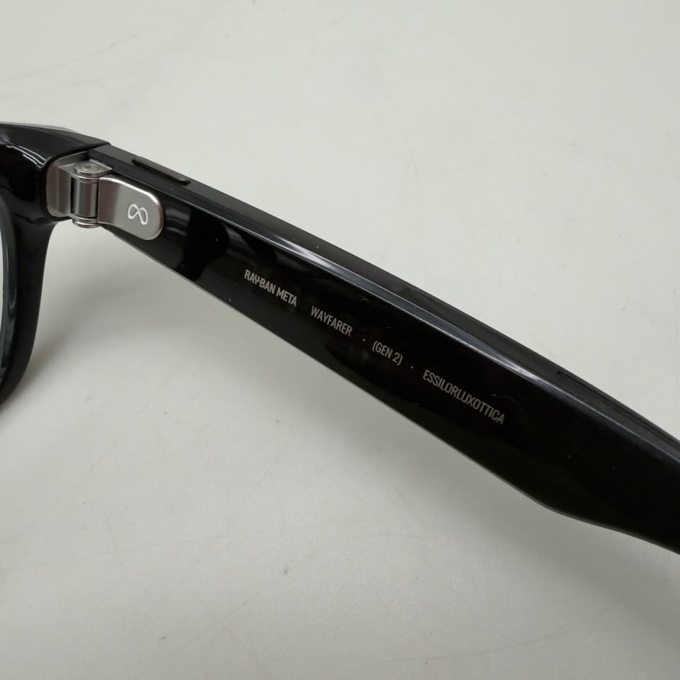 Ray-Ban Wayfarer Gen 2 Shiny Black Transitions Grey RW4012 AI Smart Glasses